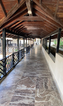 Orchid Lake Resort